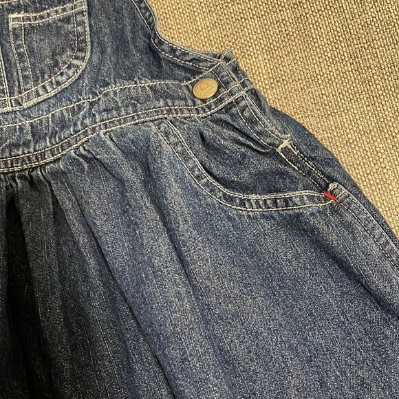 Gap Toddler Girl 2 years Girls Denim Dress Skirt Overalls Romper - Picture 3 of 10